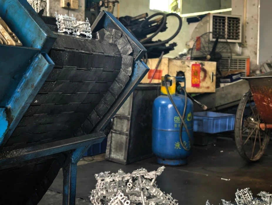 3 Metal fittings base material processing